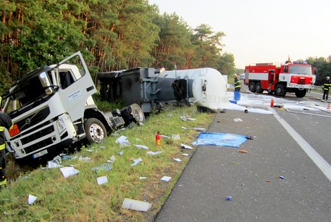 cisterna havária hasiči