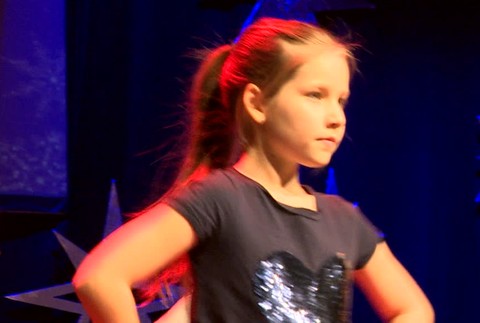 [multi] VN Deti tancovali 218