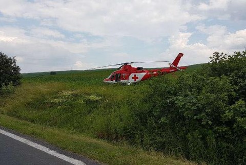 Vrtuľník za obcou Hybe 