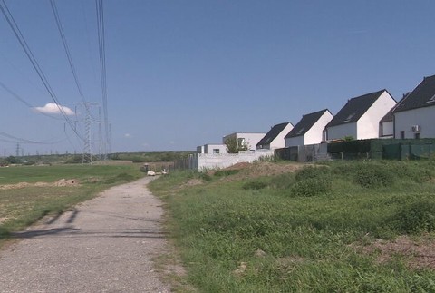 Na poli našli mŕtveho muža. Má ísť o bývalého šéfa takáčovskej bezpečnostnej služby (2)