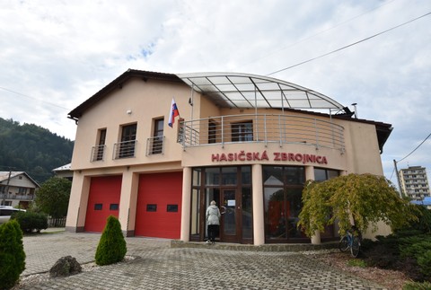 30092023_volbyNRSR23_Brusno_kupele_hasicska_zbrojnica_05988555