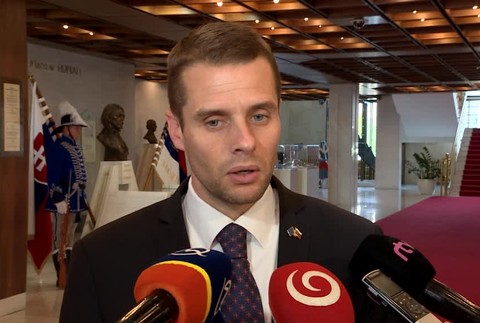 Strana SaS prišla o 9 členov. Poslanecký klub má nového predsedu