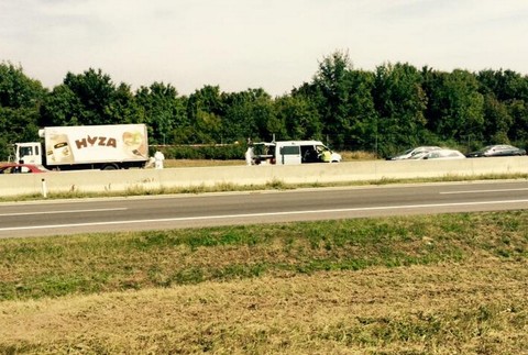 Hyza auto, Rakúsko, mŕtvi migranti, diaľnica A4 2