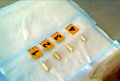 V noci chrápal. Dobili ho za to stoličkou