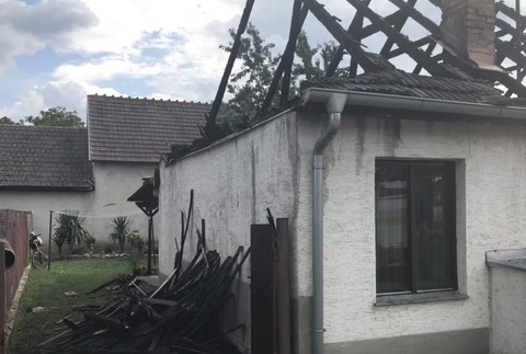 V Maduniciach zhorel takmer celý dom. Môže za to kotol, v ktorom varili pálenku