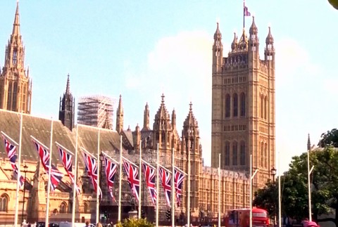 Tvrdý brexit, veľké problémy. EÚ vyváža do Británie viac potravín, ako dováža