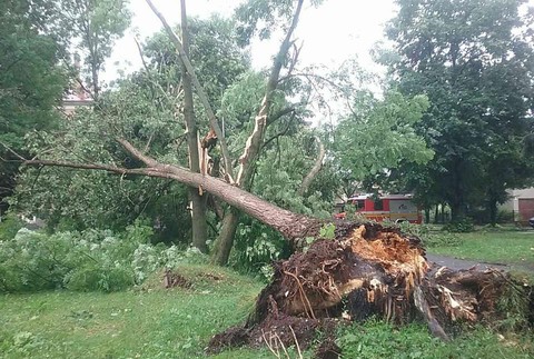 Severom Slovenska sa prehnali intenzívne búrky