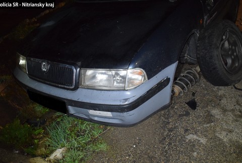 Dopravná nehoda pri Leviciach