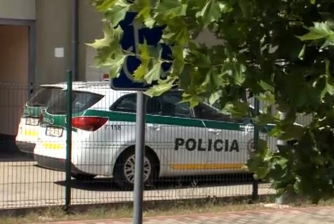 Prechádzka so psom skončila agresívnym útokom. Žene zranenia skomplikovali život