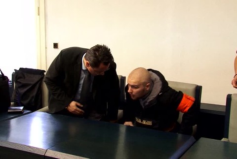 Agresor pred súdom. Najprv mladíkovi nadával, potom na neho vytiahol nôž a obušok 2800