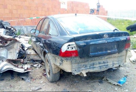 Opitý mladík zrazil dve deti, jedno zomrelo.