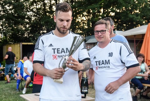 Foto: Futbalový tím Nadácie JOJ obhajuje prvenstvo z minulého roka