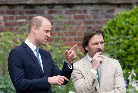 Odhalenie sochy princeznej Diany v Kensingtonskom paláci