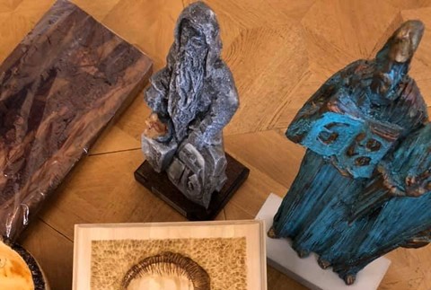 Prezident Kiska zbalil viac ako tisíc darov