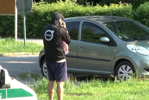 [multi] Kamionista si ženu nevšimol 1544