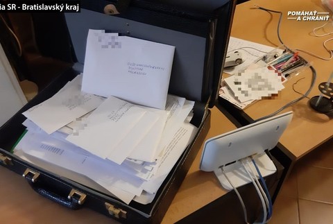 Žiadal od slovenských politikov 100 miliónov, inak ich zabije. Obvinený Jozef P. čelí vážnemu obvineniu