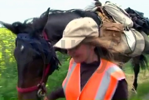 Oľga prešla západnú Európu na koni - zmizla 2