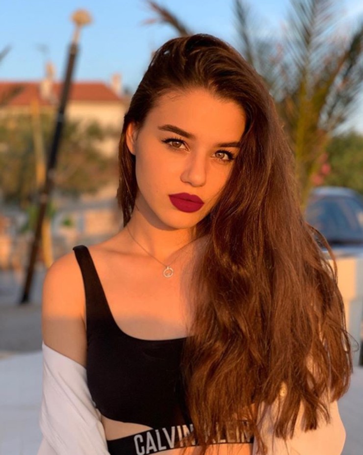 Dcéra Karin Haydu - Vanessa