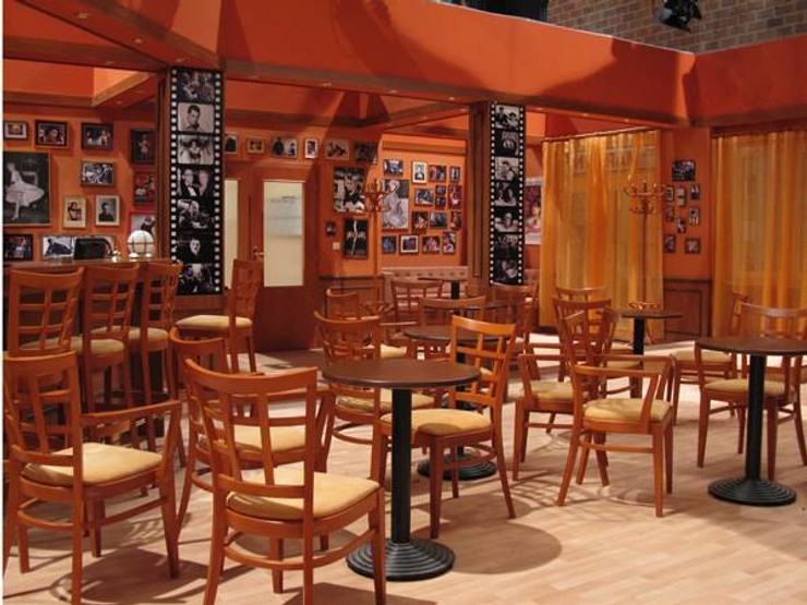 Panelák bar marilyn 5