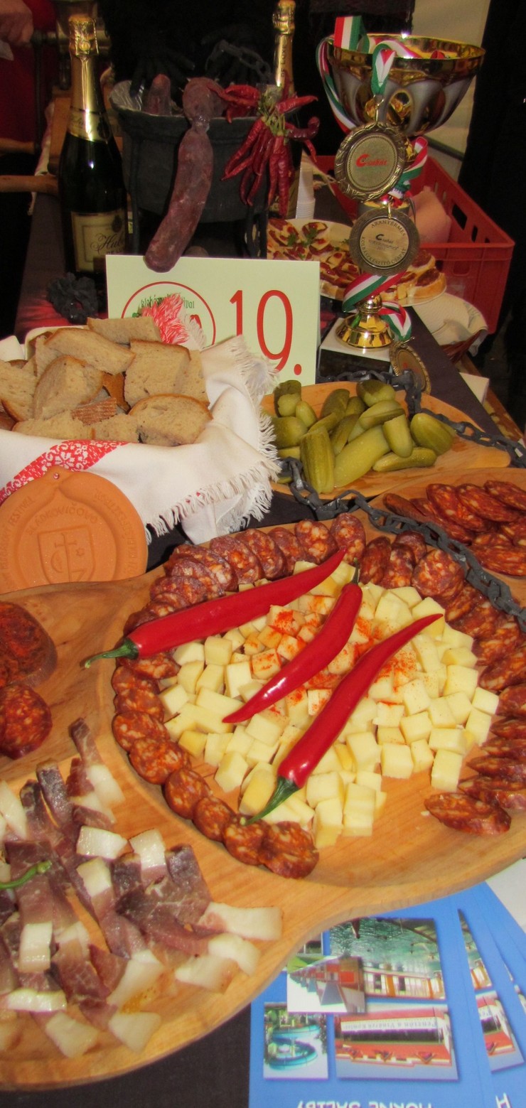 Latinák - Klobásový festival 7