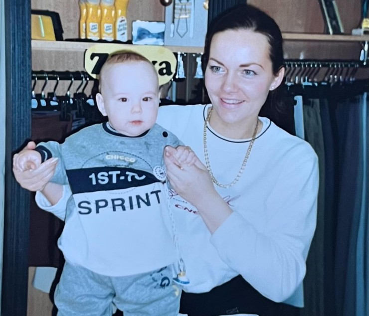 Nakupne maniačky - Monika Nemcokova 