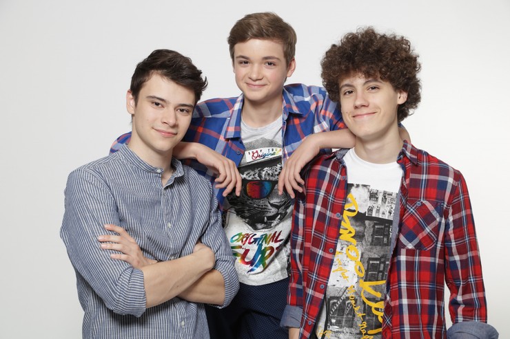 NAŠI - Rodinovci vystrúhali skvelé grimasy - Gregor, Max a David