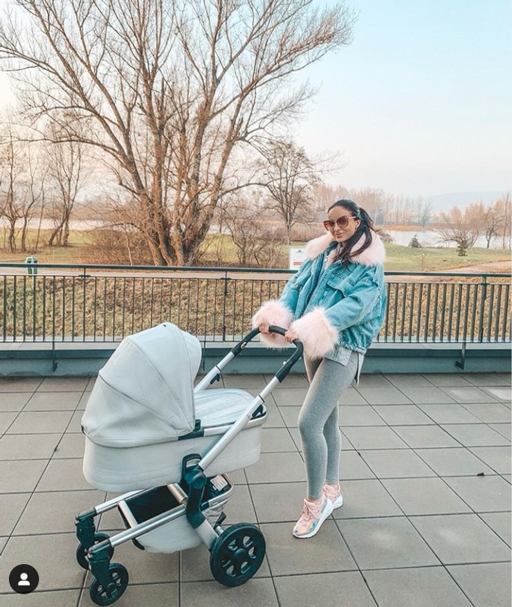  Čerstvá mamička Daniela Nízlová 