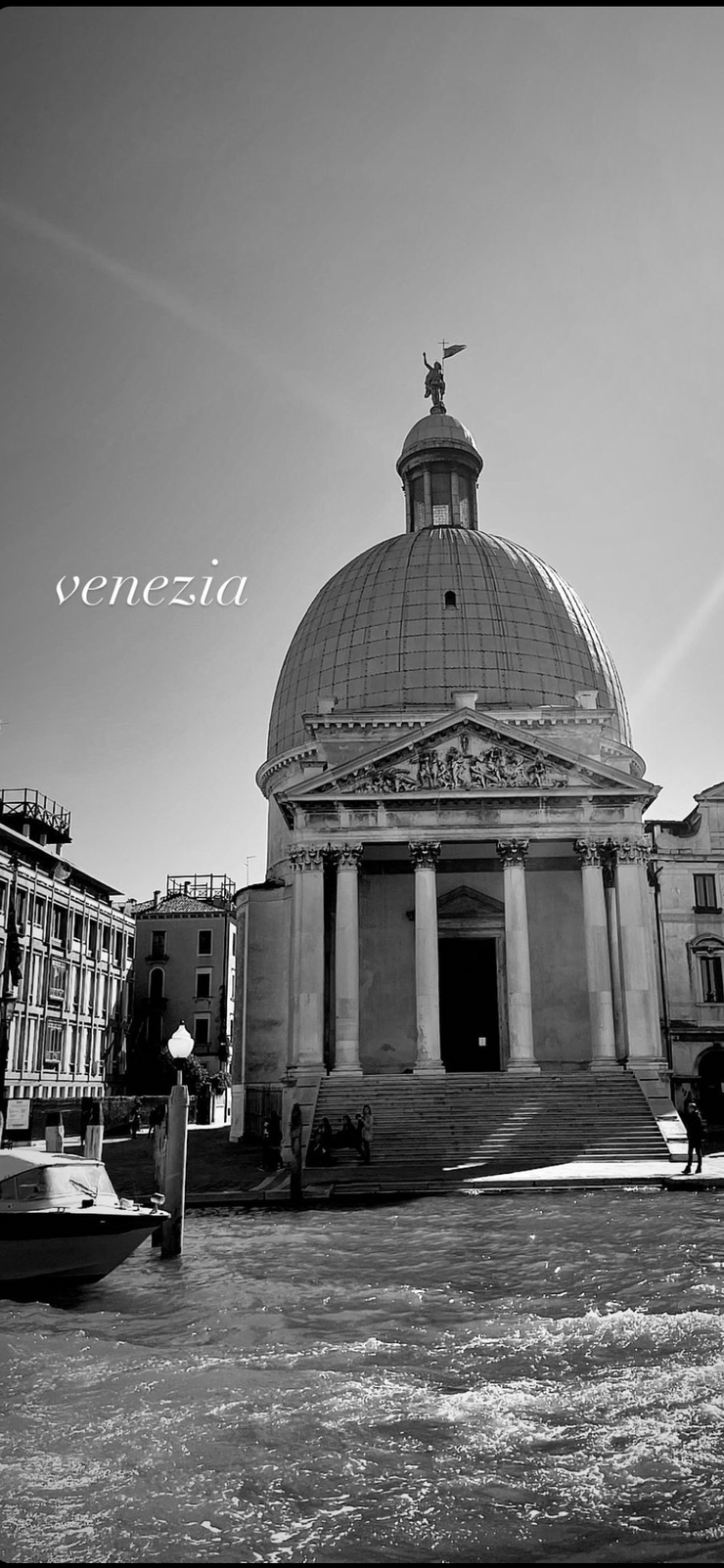 Nela Pocisková v Taliansku