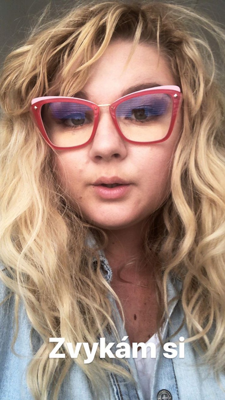 Evelyn si už postupne zvyká