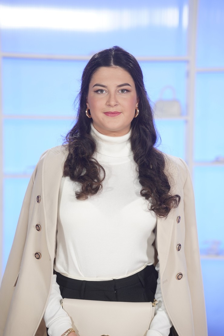 Nákupné maniačky téma Ako po masle - Ema