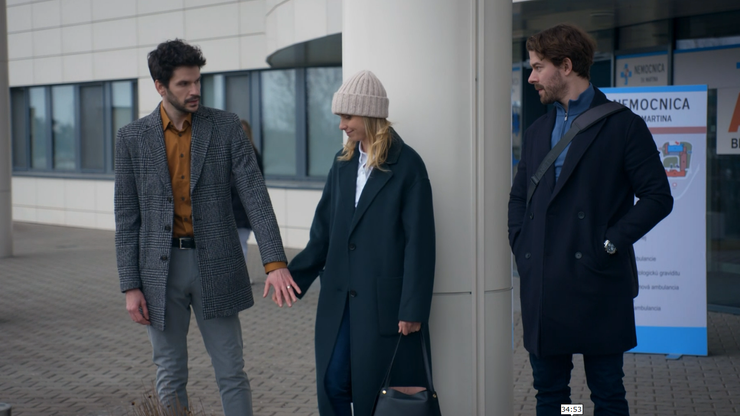 Noël Czuczor, Nela Pocisková a Richard Autner v seriáli Nemocnica