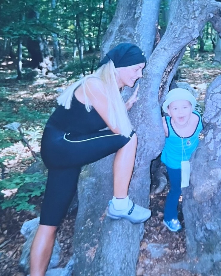 Nakupné maniačky - Monika Nemcokova (3)