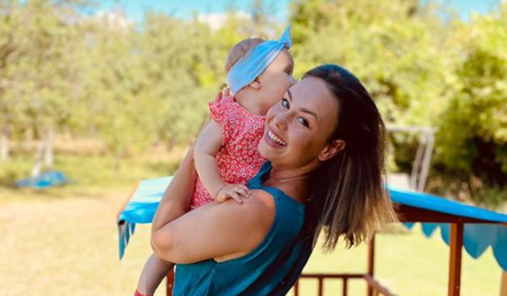 Domina Kavaschová s dcérkou Maiou