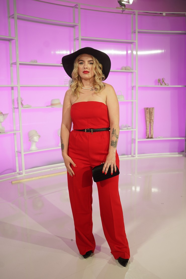 Nákupné maniačky - outfity s červenými prvkami