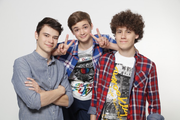 NAŠI - Rodinovci vystrúhali skvelé grimasy - Gregor, Max a David