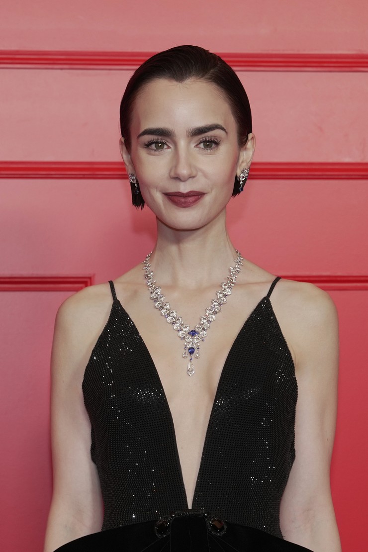 Lily Collins