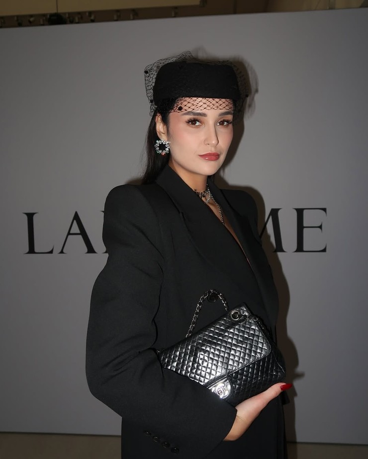 Ema Fajnor - outfity na módnych prehliadkach