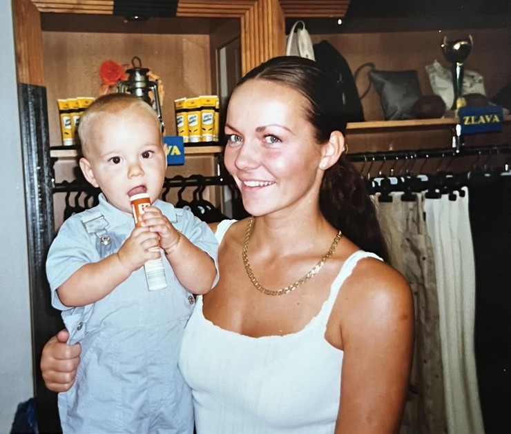 Nakupne maniačky - Monika Nemcokova