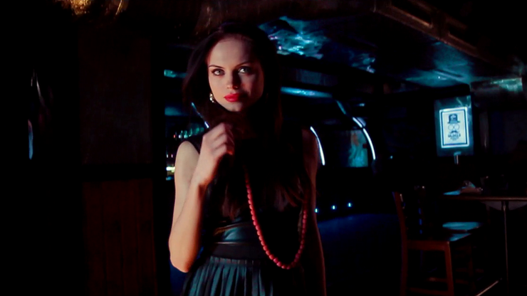 Sakmárová v klipe Peter Bič Project 10