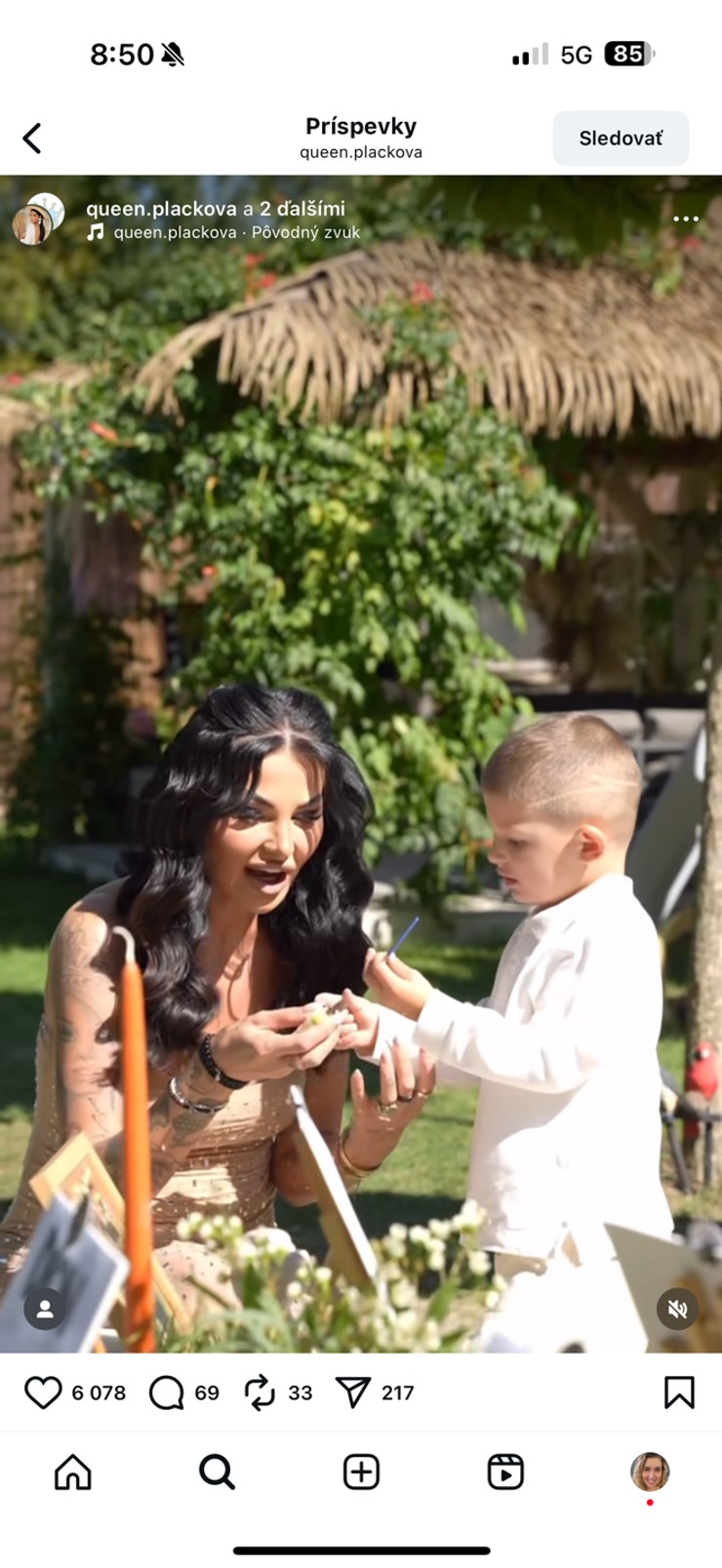 Plačková, syn Dion, narodeninová oslava, luxus, dinosaurus