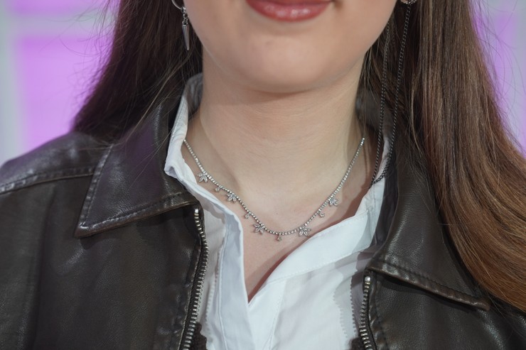 Nákupné maniačky: téma Kardigán - Anna