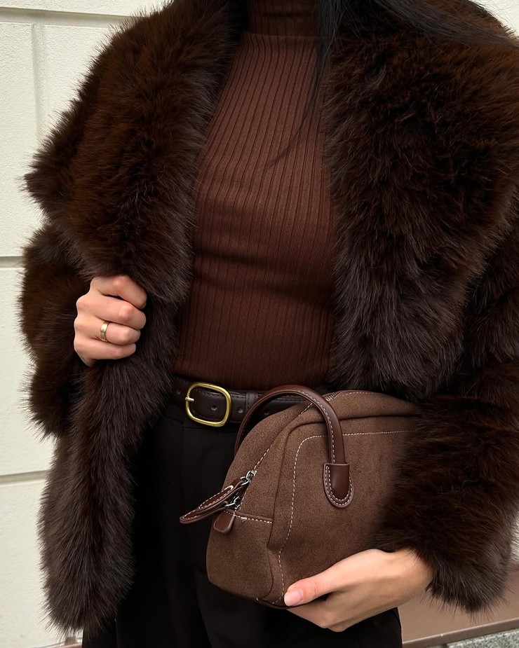 Nákupné maniačky - čokoládová hnedá farba