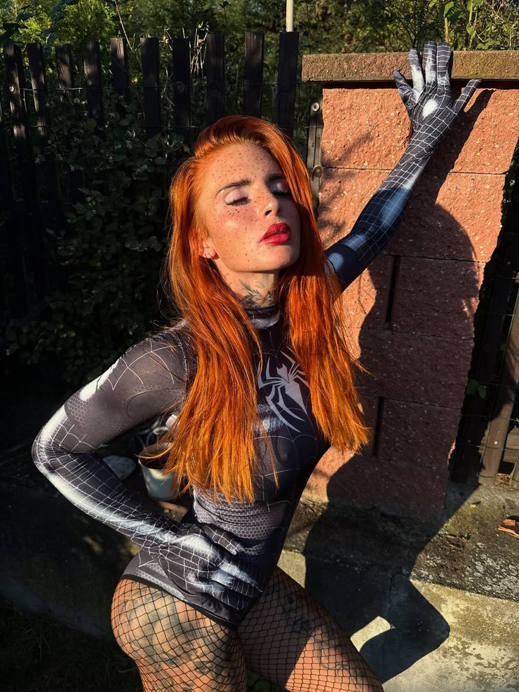 Naked Attraction - známe súťažiace (9)