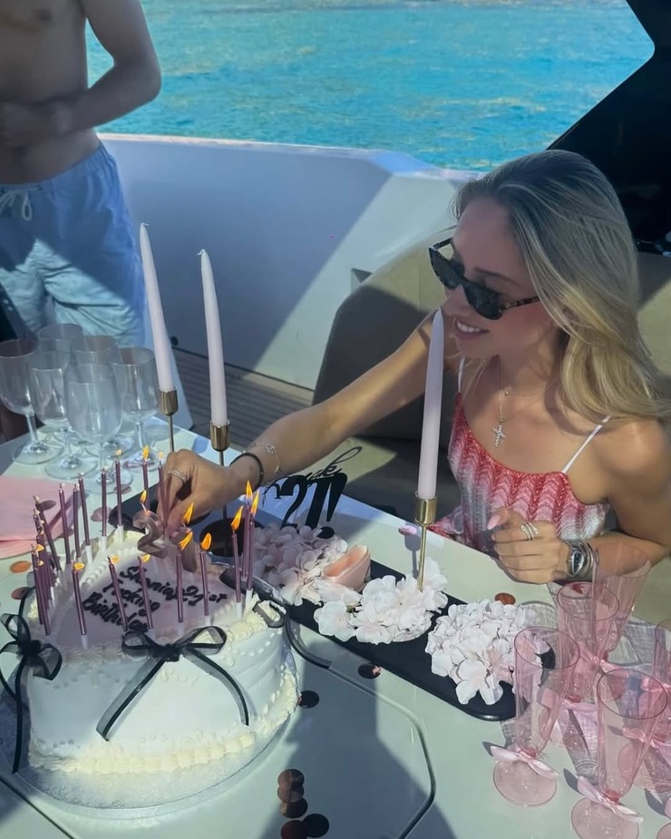 Geissenovci - Shania (2)