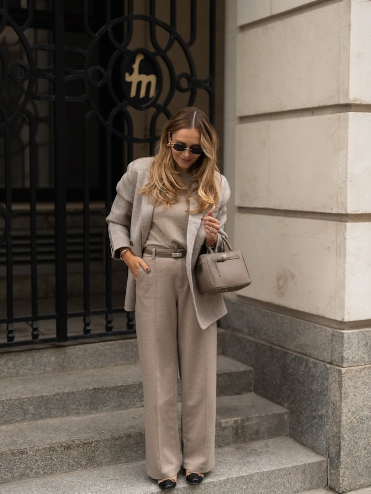 Nákupné maniačky - odtieň Taupe