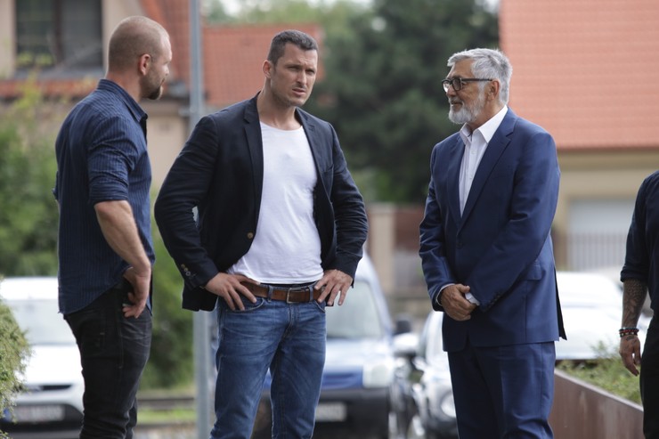 Jiří Bartoška v seriáli Za sklom