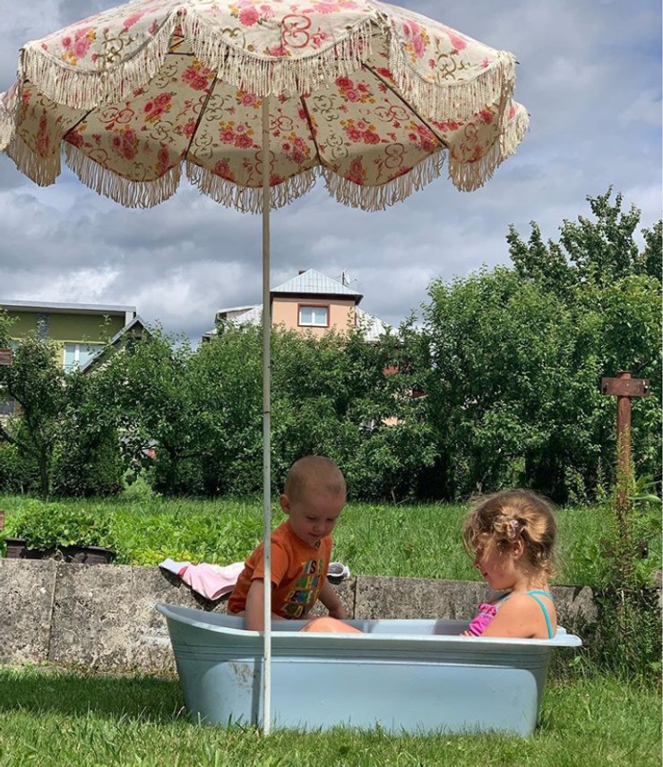 1Helena Krajčiová a jej rozkošné deti