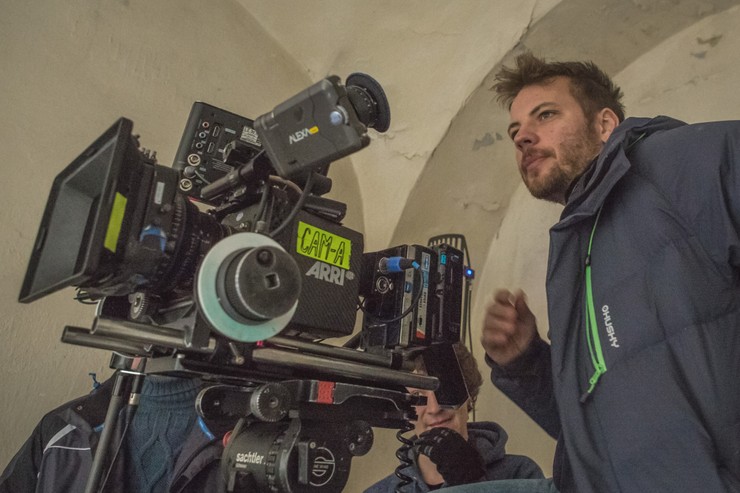 Trhlina - Martin Šalacha ako Walter Fischer