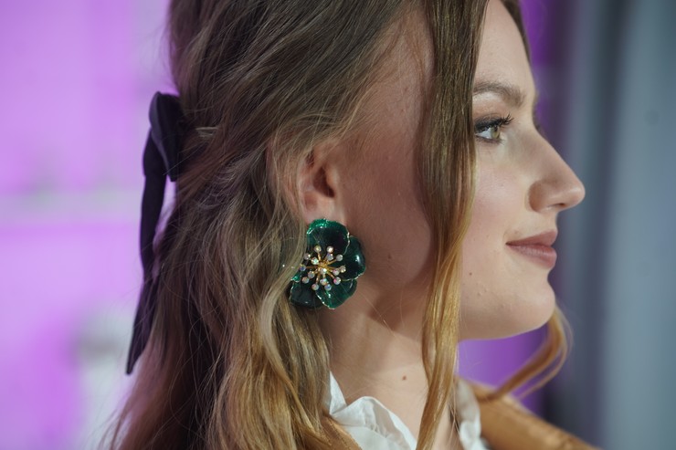 Nákupné maniačky: téma Satén - Mária