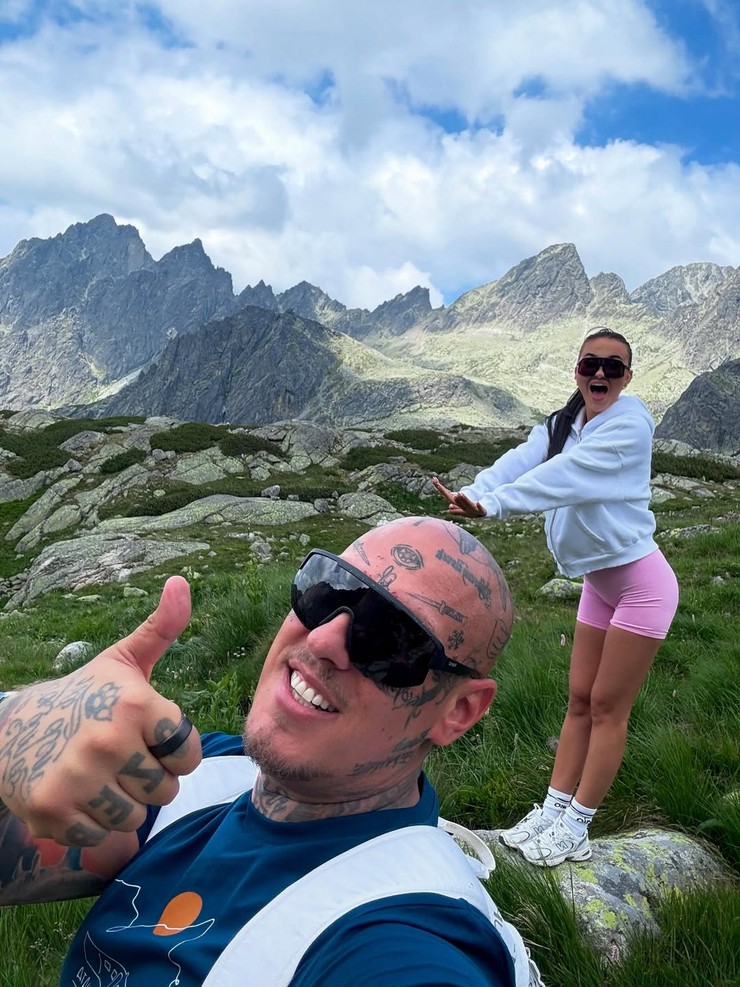 Separ, Teri Pallová (5)